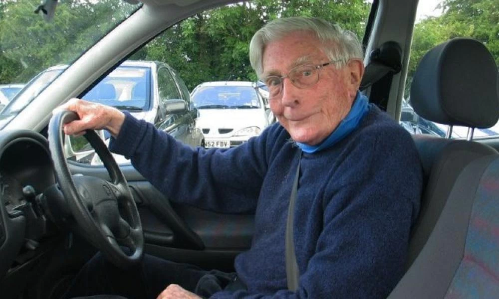 Πέθανε ο σπουδαίος αρχαιολόγος και ακαδημαϊκός, Σινκλέρ Χουντ